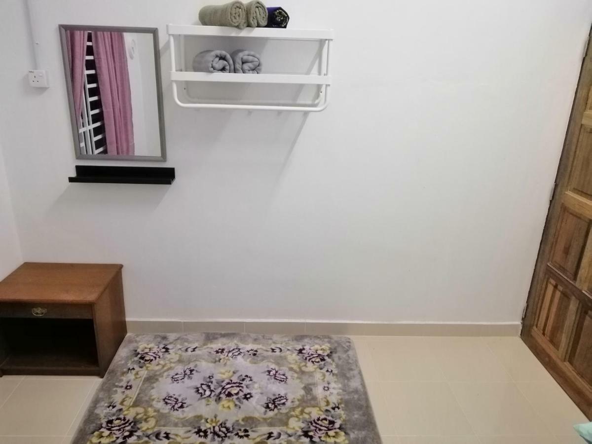 Homestay Barakah Cenang Langkawi パンタイ・サナング エクステリア 写真