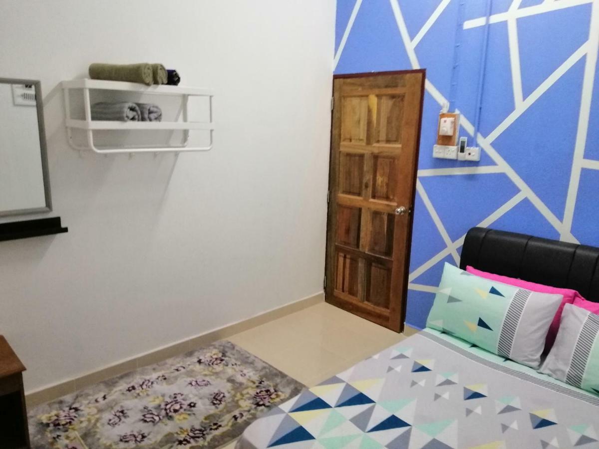 Homestay Barakah Cenang Langkawi パンタイ・サナング エクステリア 写真